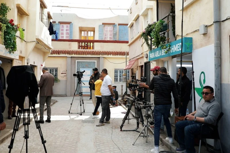 عادت الانتقادات الواسعة مرة أخرى والتي تصاحب الإنتاجات التلفزيونية المعروضة على القنوات الوطنية خلال شهر رمضان من قبل عدد من المواطنين والفاع