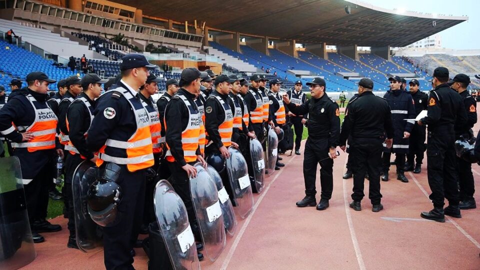 شهدت مدينة الدار البيضاء، قبل أسبوع، أعمال شغب رياضي وعنف ضد موظفين عموميين، على هامش مباراة الوداد الرياضي ضد الجيش الملكي، إضافة إلى تدمي