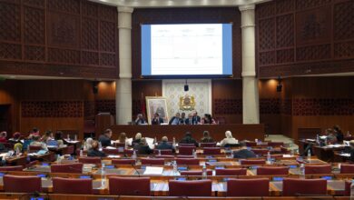 صادقت لجنة العدل والتشريع وحقوق الإنسان بمجلس النواب، في وقت متأخر من أمس الثلاثاء، على مشروع القانون رقم 03.23 بتغيير القانون رقم 22.01 الم