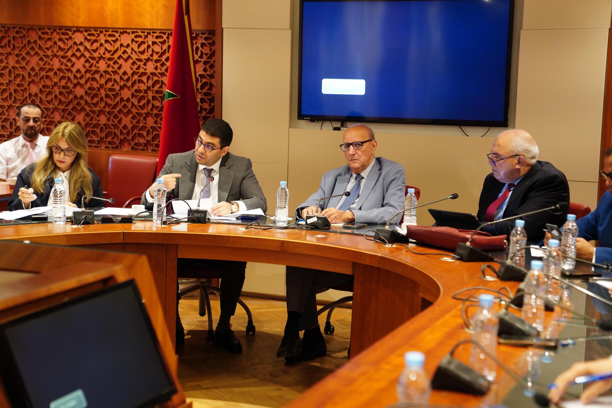 أعلن وزير الشباب والثقافة والتواصل، محمد مهدي بنسعيد، اليوم الأربعاء، عن قرب إطلاق إطار قانوني مغربي جديد لتنظيم منصات التواصل الاجتماعي وال