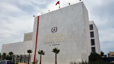 أعربت الشبكة المغربية للتحالف المدني للشباب، عن قلقها واستنكارها لحجم الإقصاء الذي يعاني منه خريجو الجامعات والمعاهد العليا، وخريجو مراكز الت