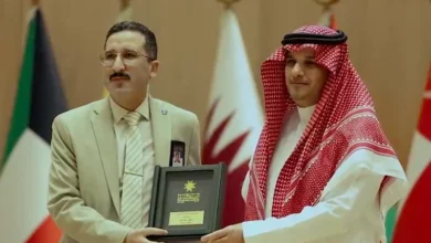 توج الإطار الجامعي المغربي يونس نفيد بجائزة التميز في التعلم الالكتروني في حفل توزيع جوائز التميّز الأكاديمي والبحثي لعام 2023–2024، التي نظّ