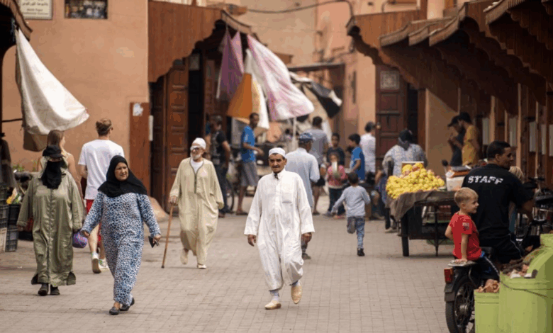 أعلنت المندوبية السامية للتخطيط عن إطلاق الأشغال المرتبطة بتجميع معطيات البحث الوطني حول العائلة، التي ستمتد إلى غاية نهاية شهر شتنبر المقبل.