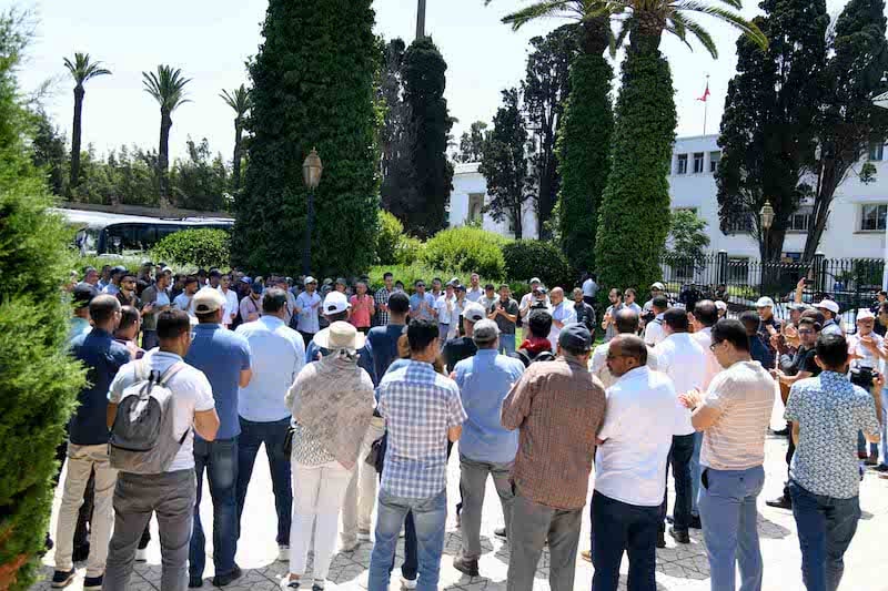 احتج دكاترة قطاع التربية الوطنية، أمس الأربعاء، في وقفة وطنية أمام مقر وزارة التربية الوطنية والتعليم الأولي والرياضة، رفضا لامتناع المديري