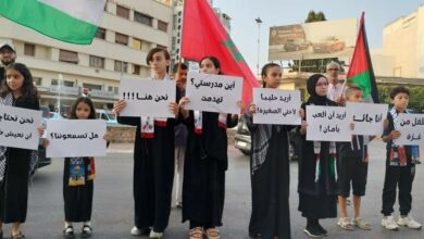 شهدت ساحة كاميرا بمدينة مكناس، مساء الخميس الماضي، وقفة تضامنية نظمتها المبادرة المغربية للدعم والنصرة فرع مكناس بمشاركة حركة التوحيد والإص