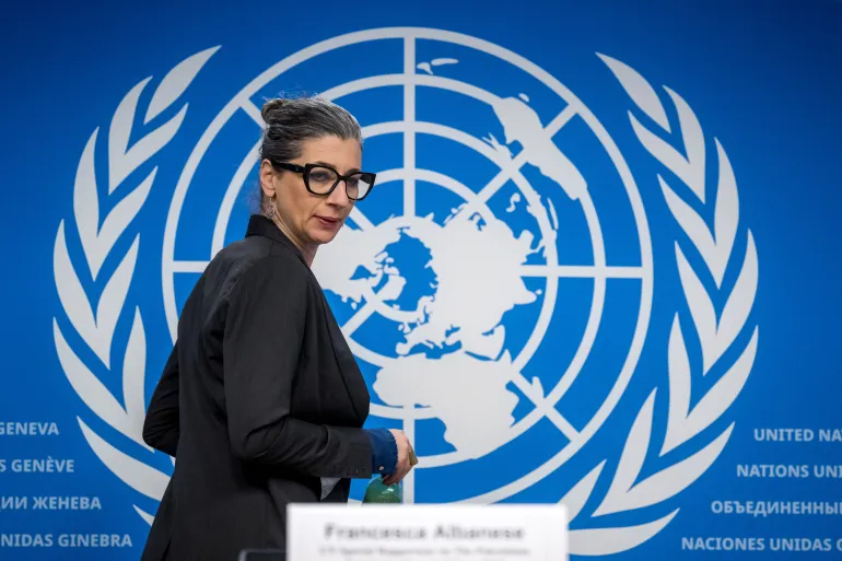 أدانت اللجنة الحقوقية لحركة التوحيد والإصلاح إقدام الإدارة الأمريكية على فرض عقوبات جائرة وغير مسبوقة في حق السيدة فرانشيسكا ألبانيز، المقر