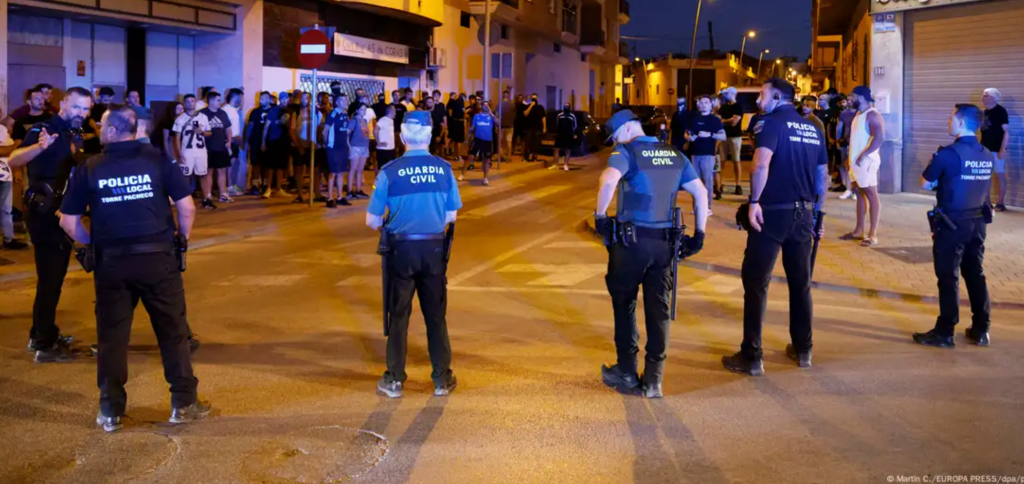 استنكرت الفيدرالية الإسبانية للهيئات الدينية الإسلامية بشدة الأحداث الخطيرة التي شهدتها مدينة توري باتشيكو (مورسيا)، والمتمثلة في اعتداءات