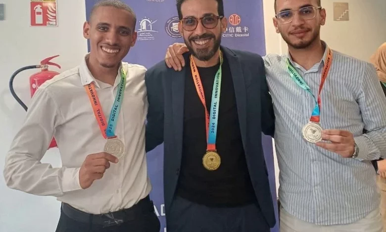 حصد ثلاثة طلبة مهندسين بكلية العلوم والتقنيات بسطات الميدالية الذهبية في الأسبوع الدولي للابتكار "IWA 2025" بالولايات المتحدة الأمريكية. و