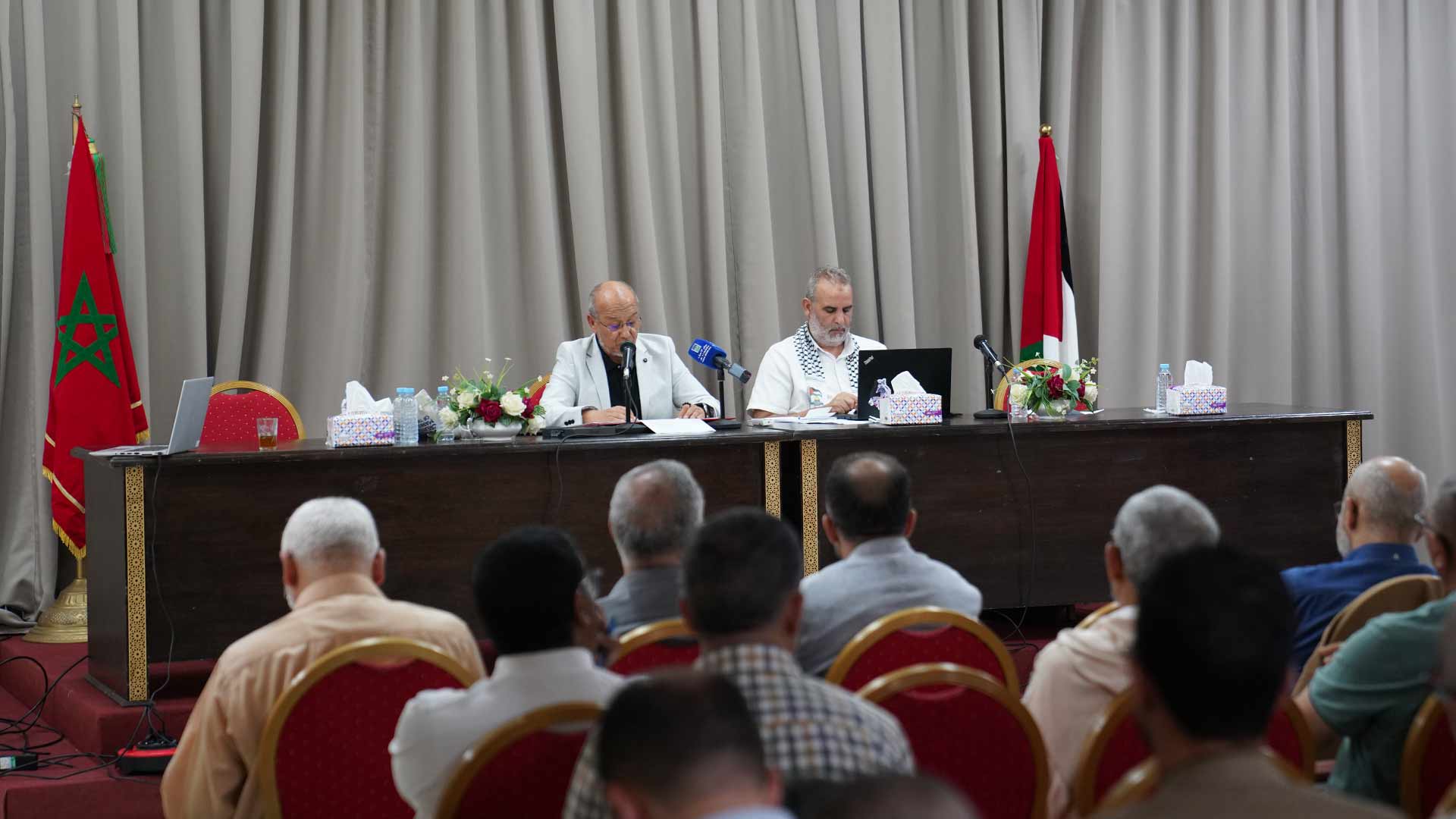 أكد مجلس الشورى لحركة التوحيد والإصلاح في بيانه عقب دورته العادية الثالثة على المواقف الثابتة للحركة من رفض كل مشاريع التقسيم والتجزئة وال