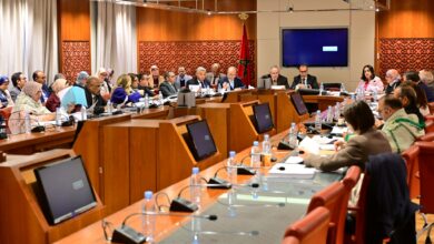 صادقت لجنة التعليم والثقافة والاتصال بمجلس النواب، مساء أمس الأربعاء، بالأغلبية، على مشروع القانون رقم 59.24 المتعلق بالتعليم العالي والبح