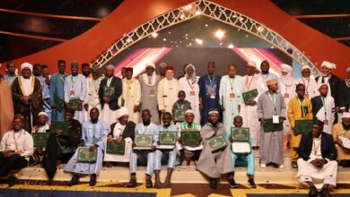 احتفت مؤسسة محمد السادس للعلماء الأفارقة، مساء السبت الماضي بفاس، بـ 58 من الفائزين والفائزات في مختلف جوائز ومسابقات المؤسسة، وكرمت أيضأ أ