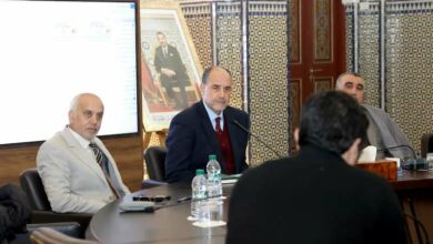 أعلنت الرابطة المحمدية للعلماء، أمس الثلاثاء بمقرها بالرباط،  عن إصدار “دليل المنهجية الفقهية في مؤلفات المذاهب الأربعة” في عدة أجزاء. ويقد