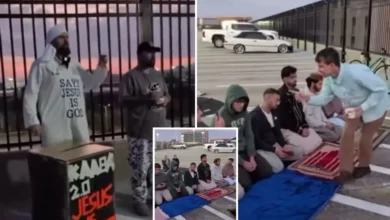 أصدر مكتب الادعاء العام في مقاطعة "هيلزبورو" بولاية فلوريدا قرارا يقضي بتحريك اتهامات جنائية ضد ثلاثة أفراد، على خلفية حادثة استهداف طلاب مسلمين أثناء أداء الصلاة في حرم جامعة جنوب فلوريد (USF).