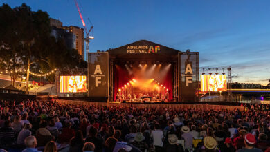 تسبب قرار مجلس إدارة مهرجان "أسبوع أديلايد للكتاب 2026" بإلغاء دعوة الكاتبة الأسترالية الفلسطينية، الدكتورة راندة عبد الفتاح، في خطوة خلفت