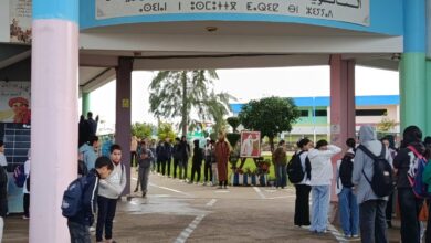 استأنفت الدراسة حضوريا، أمس الاثنين، في 24 مؤسسة تعليمية بمدينة القصر الكبير، وذلك عقب تحسن الظروف المناخية وتأكيد خلية اليقظة الإقليمية ع