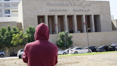 أصدرت محكمة الاستئناف بمراكش، الثلاثاء الماضي، أحكاما قضائية وصفت بالقاسية في حق 48 متهما توبعوا على خلفية الأحداث العنيفة التي رافقت احتج