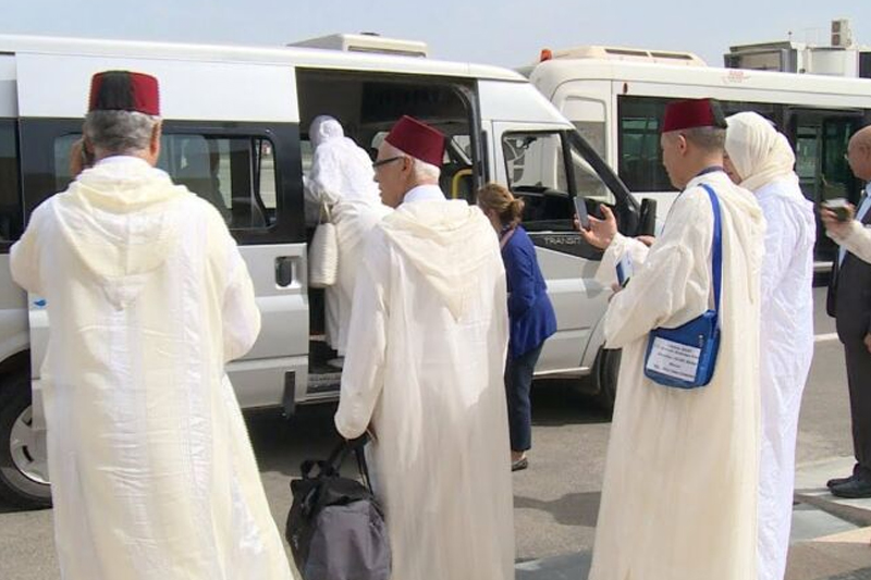 أعلنت وزارة الأوقاف والشؤون الإسلامية عن إطلاق طلب عروض دولي مفتوح لاختيار متعهد متخصص يتولى التنظيم الشامل لحج الوفد الرسمي المغربي برسم
