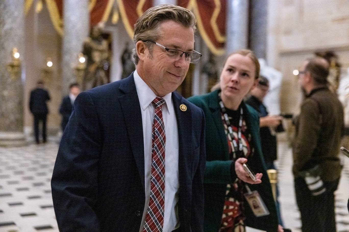 أثارت تصريحات النائب الجمهوري الأميركي، آندي أوجلز، موجة تنديد واسعة النطاق من قبل مسؤولين ديمقراطيين وجماعات حقوقية، بعدما دعا علانية إلى ط