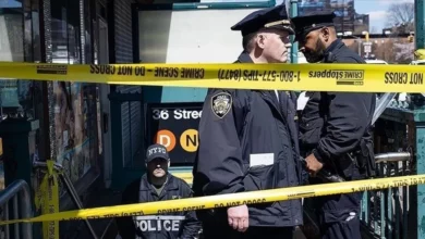 ألقت السلطات الأمنية في ولاية يوتا الأمريكية القبض على المدعو بيتر مايكل لارسن، البالغ من العمر 48 عاما، بتهمة الشروع في القتل عقب تنفيذه ا