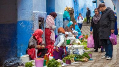 كشفت ورقة سياسات حديثة عن مفارقة بنيوية عميقة في بنية الاقتصاد المغربي، حيث سجلت المؤشرات الماكرو-اقتصادية نموا لافتا بنسبة 4.4 في المائة خ