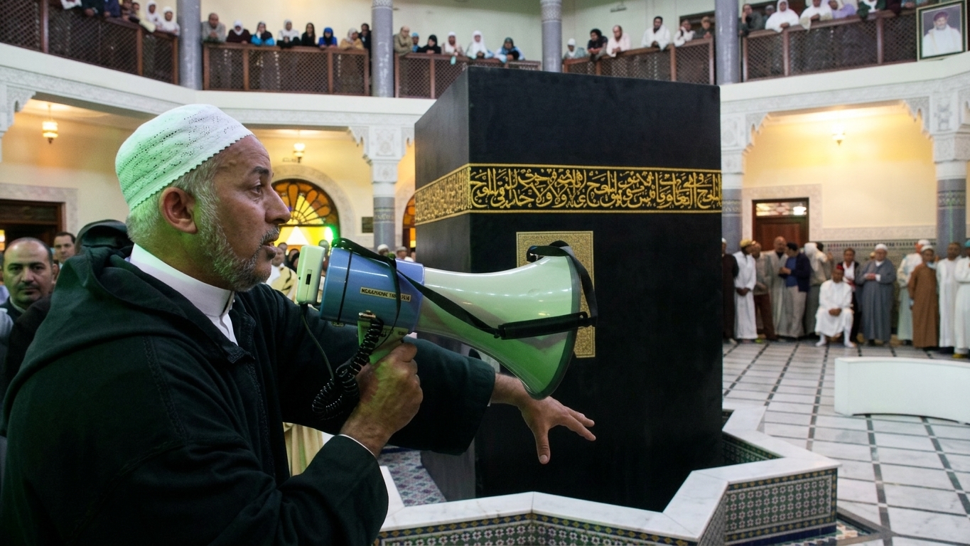 أعلنت وزارة الأوقاف والشؤون الإسلامية، بتنسيق مع الأمانة العامة للمجلس العلمي الأعلى والمندوبيات الجهوية والإقليمية، عن إطلاق البرنامج الوط